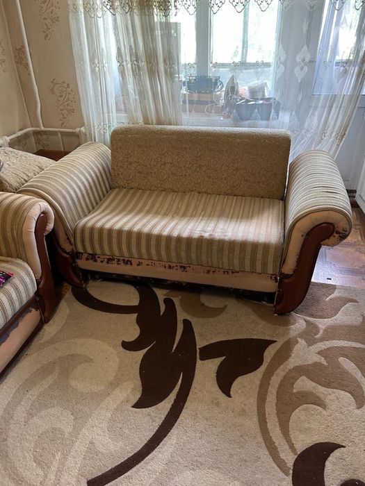 Срочно продается диван 3+2+1