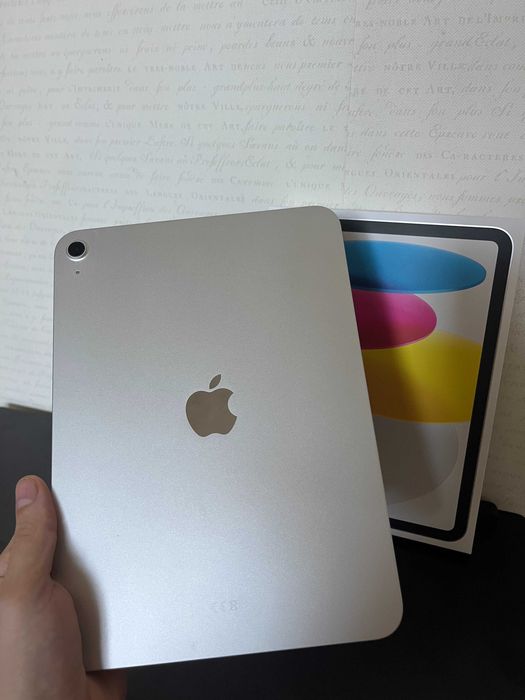 Ipad A16 в гаранция + аксесоари