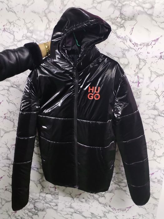 Vând Geacă iarna ultimul model