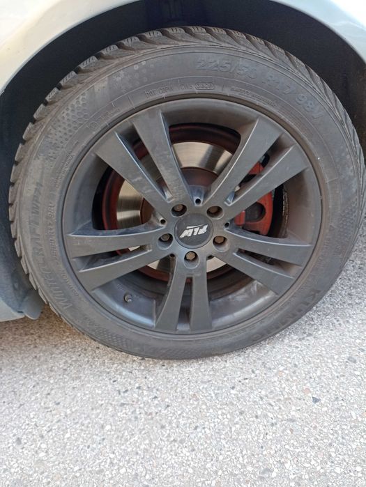 Audi А6 17цола със зимни гуми