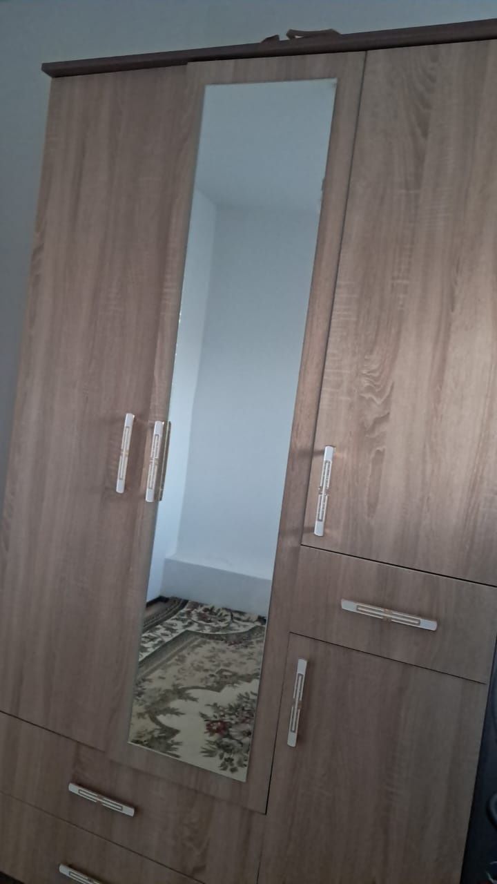 Продам шкаф в  отличном состоянии