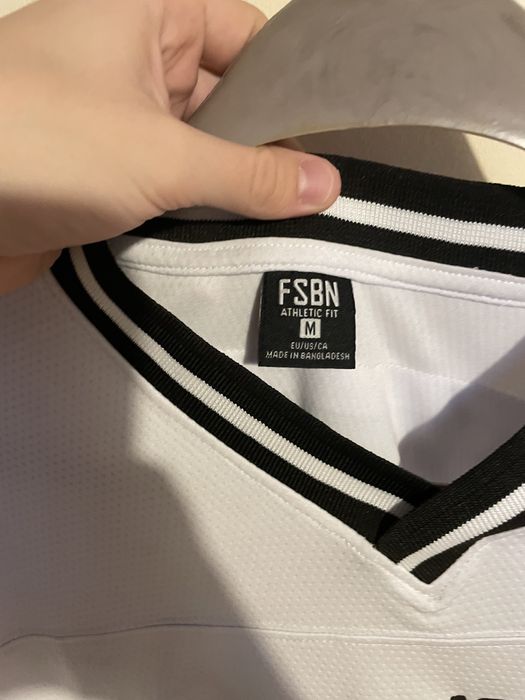 Блуза с дълък ръкав бяла