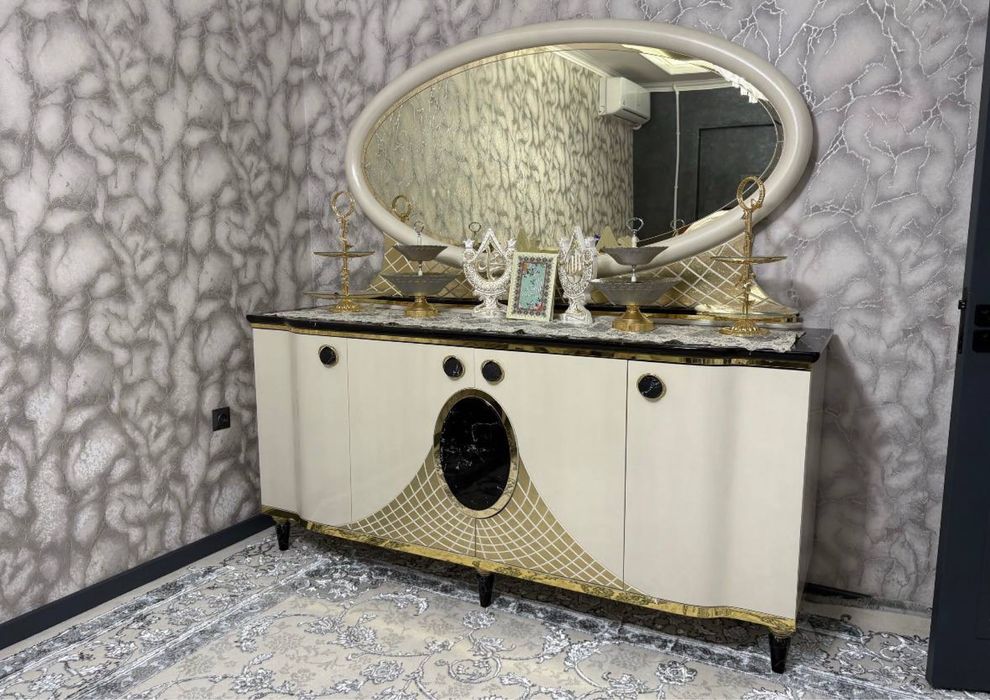 Комод элегантный