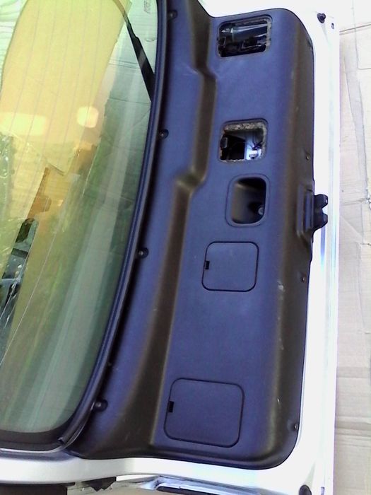 Haion luneta Renault Laguna,inchidere elect.,motoras stergator,brat..