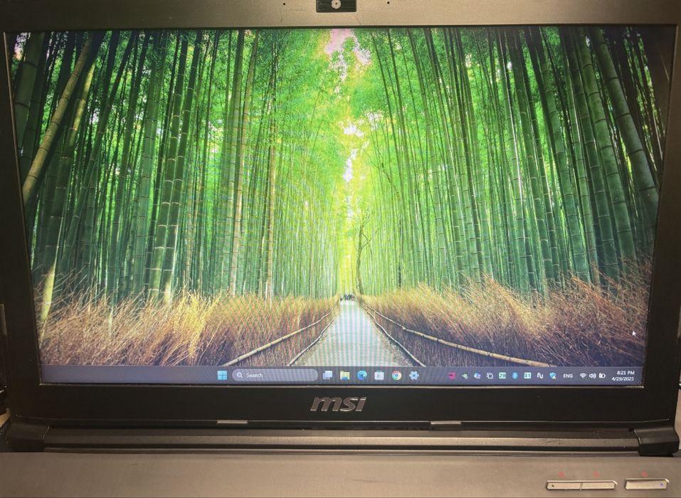 Laptop msi i5 8300h, gtx 1050ti 4 gb, 16GB RAM, ssd