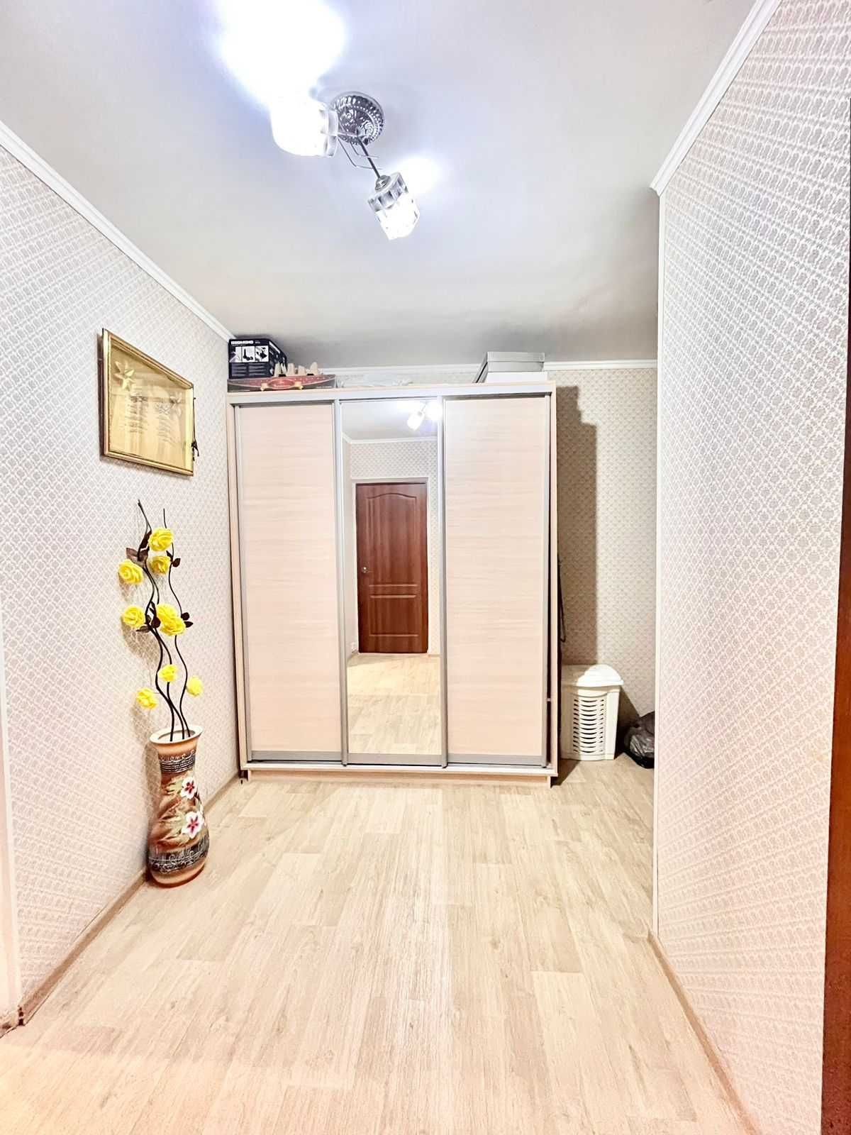 Продается 2-х комнатная квартира район Петровского