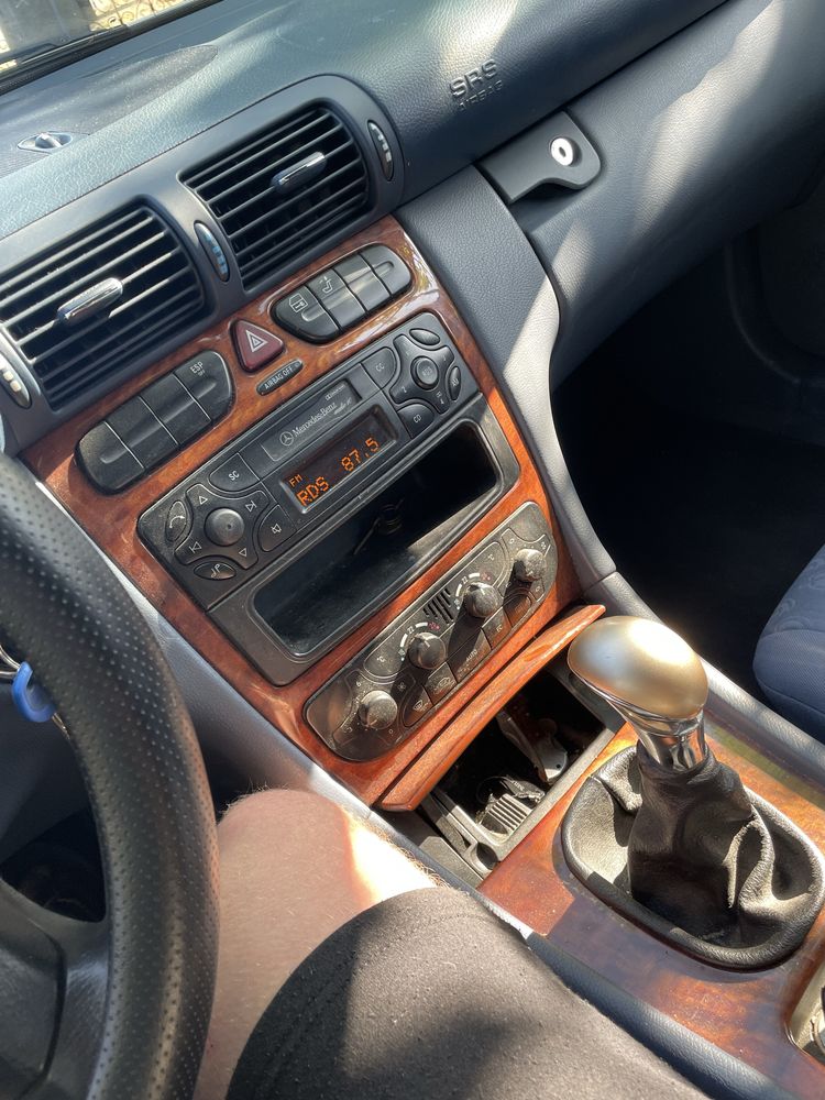 Vand  Mercedes C 200