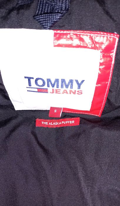 Tommy Jeans Пухено яке TJW MIDI ALASKA |