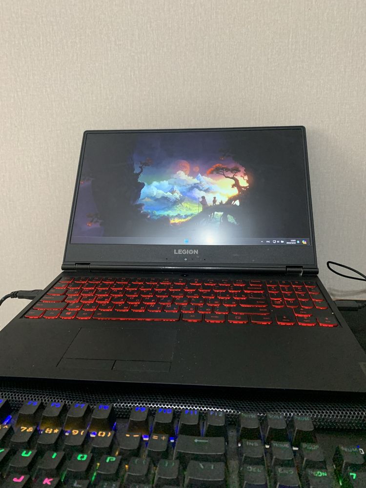 Игровой ноутбук Lenovo Legion Y7000