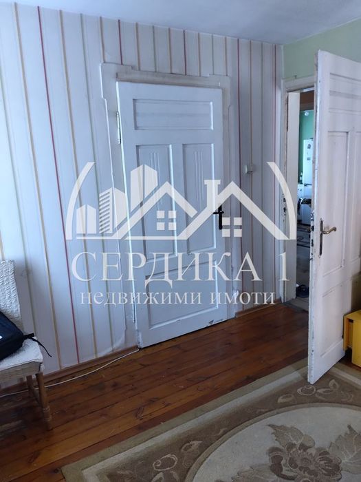 Продава се Тристаен апартамент в София, Център - 72 кв.м за 1862 €/кв.м - Снимка #3