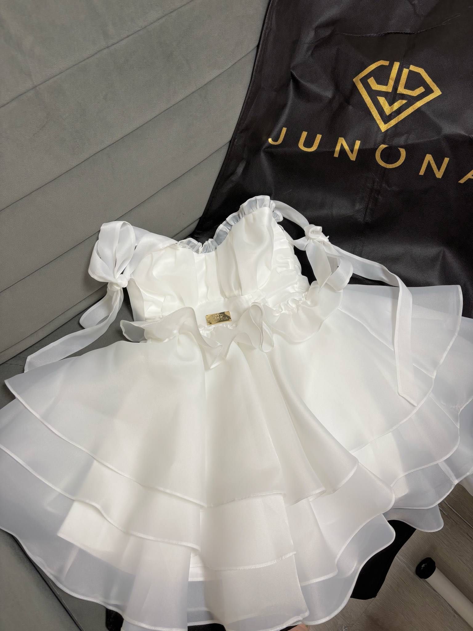 Официална рокля Junona