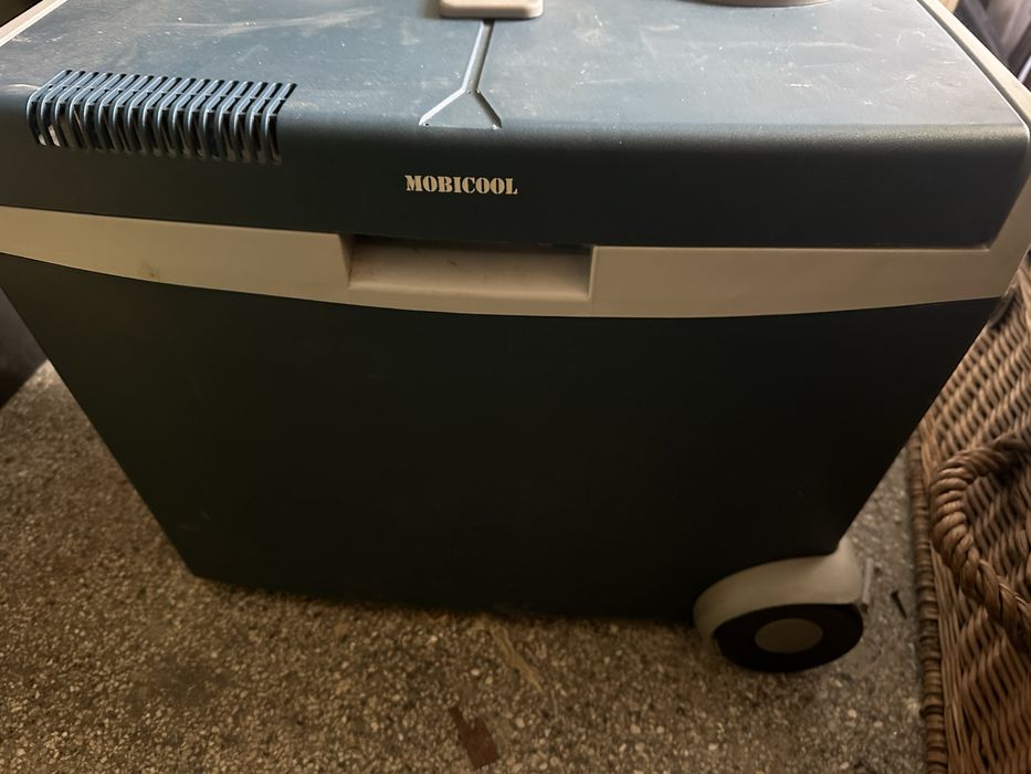 Мобилна хладилна чанта