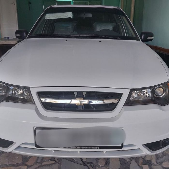 Nexia 2 donc, 1.6l,holati yangi,poluks bez kanditsioner.kraska toza.