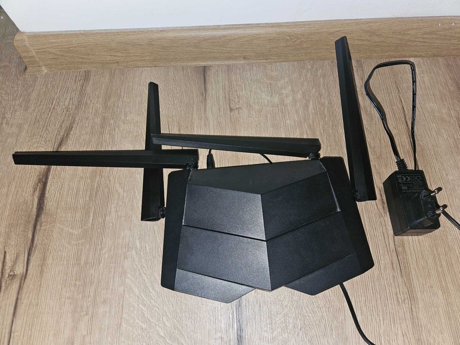Router Tenda AC10