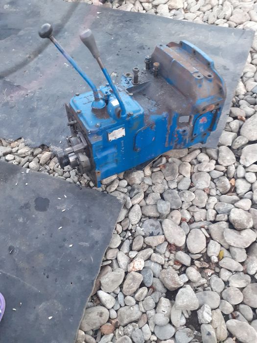 Transmisie  completă DT, cutie 2manete, piesă motor 64CP