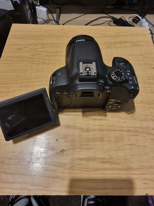 Aparat Foto Cannon EOS 800D