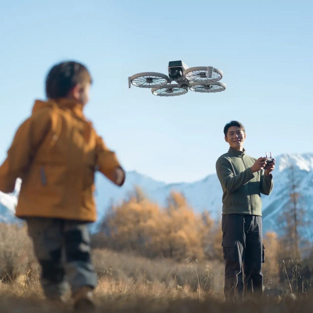 DJI Flip – продавам чисто НОВ, фабрично запечатан
