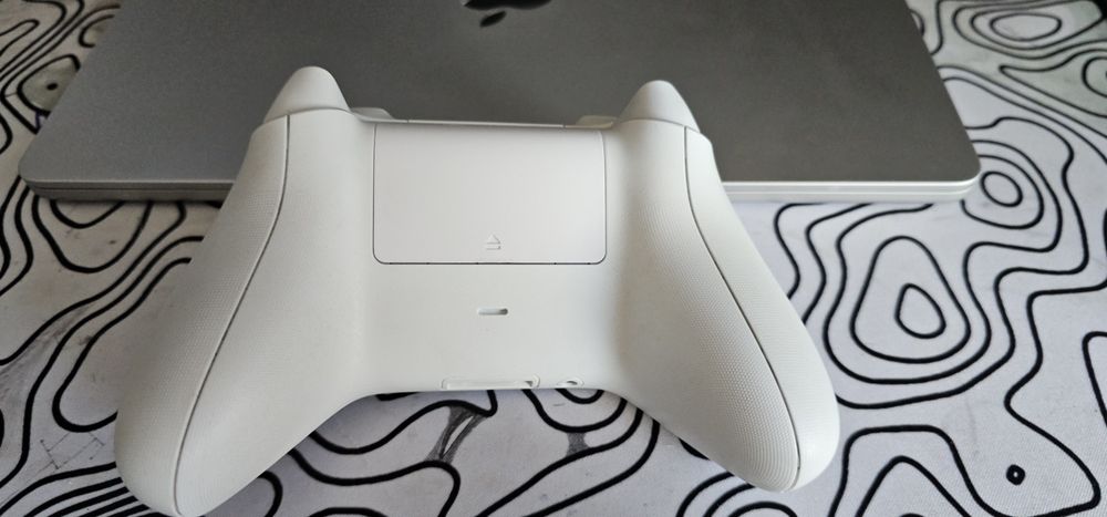 Контроллер xbox series s (состояние нового)