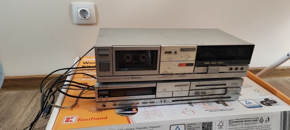 Hitachi стерео касетофон и тунер