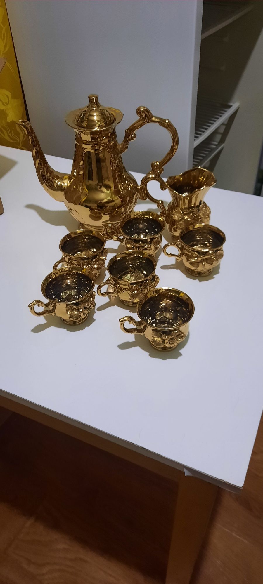 Чайный  сервиз на 6 персон