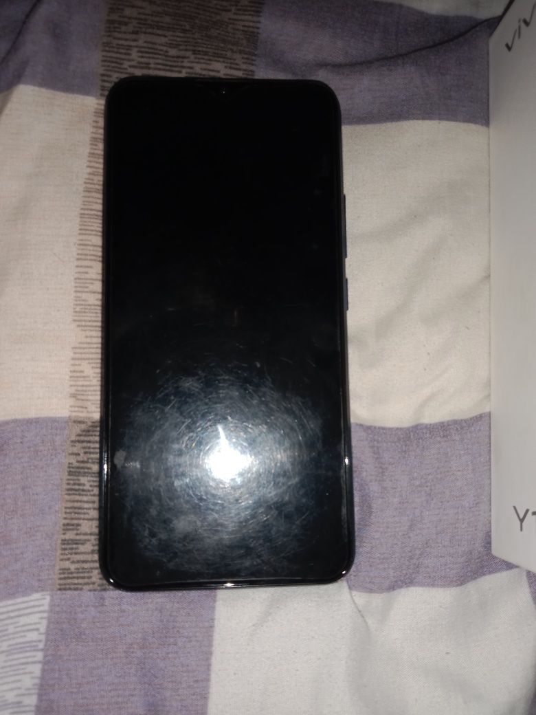 Продается Vivo Y12