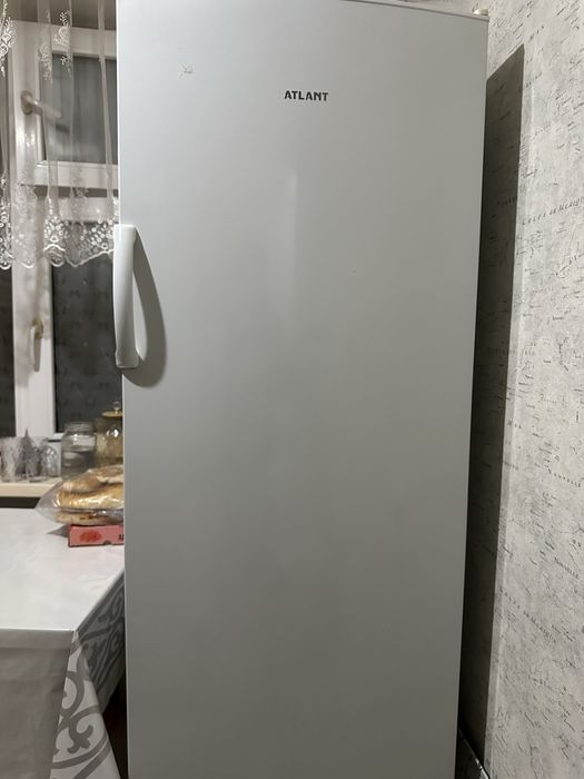 Продам морозильник