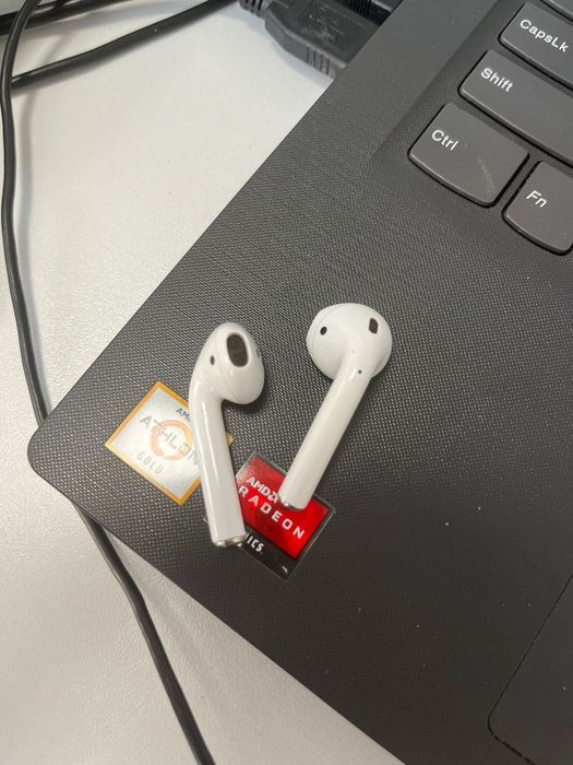 Продам наушники от airpods 1