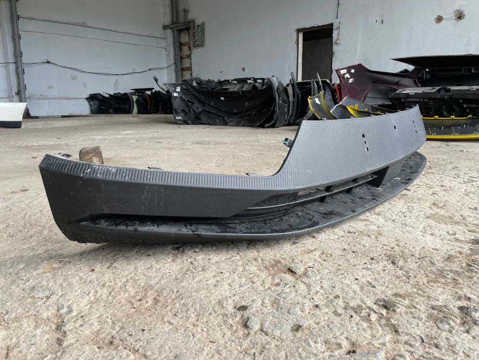 Предна броня долна час за Volvo EX30 Волво ЕХ30 2023г-