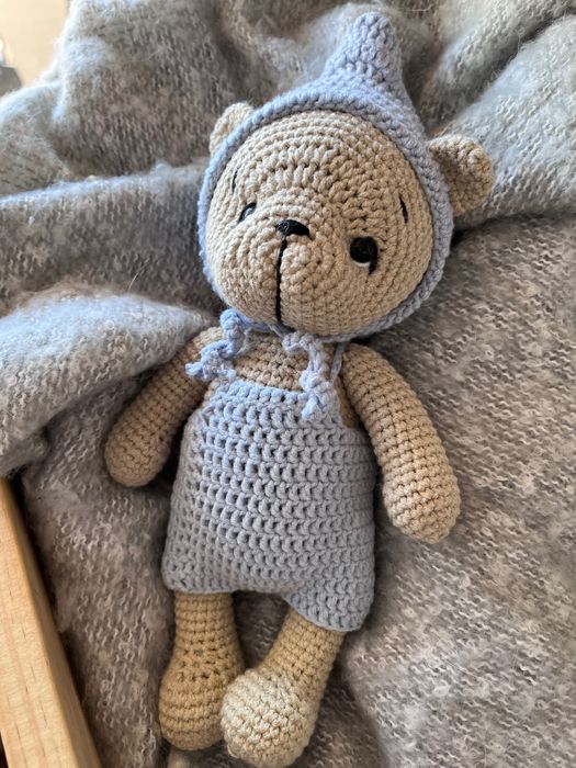 Плетена играчка меченце