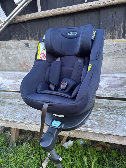 Vând scaun graco turn2me