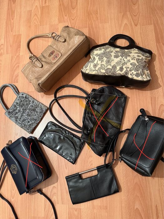 Сумку продам срочно уточняйте что осталось..