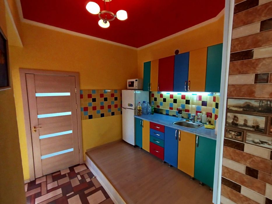 2 комн.кв. на Востоке 3 эт. Болгарка с мебелью/техникой.Заехать и жить