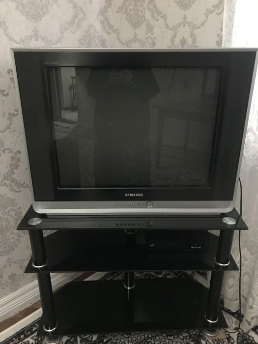 Продается телевизор самсунг