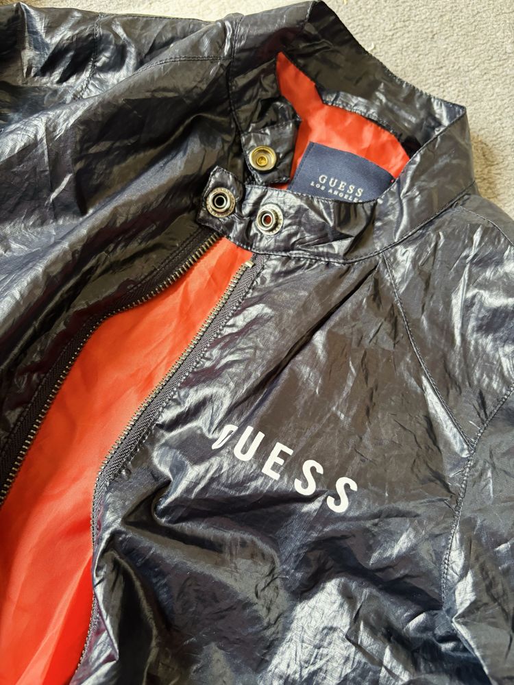Якенца Guess за 6-7 години!