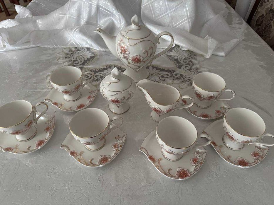 Чайный сервиз белый