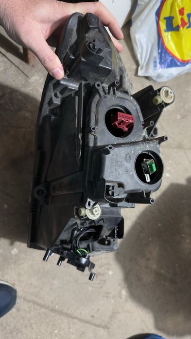 Far Dreapta Skoda Superb 2/FL Xenon/Led