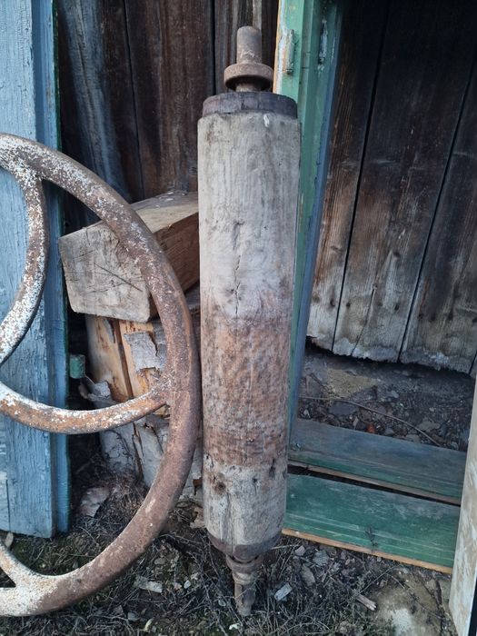 Roata de fantana fonta cu tambur