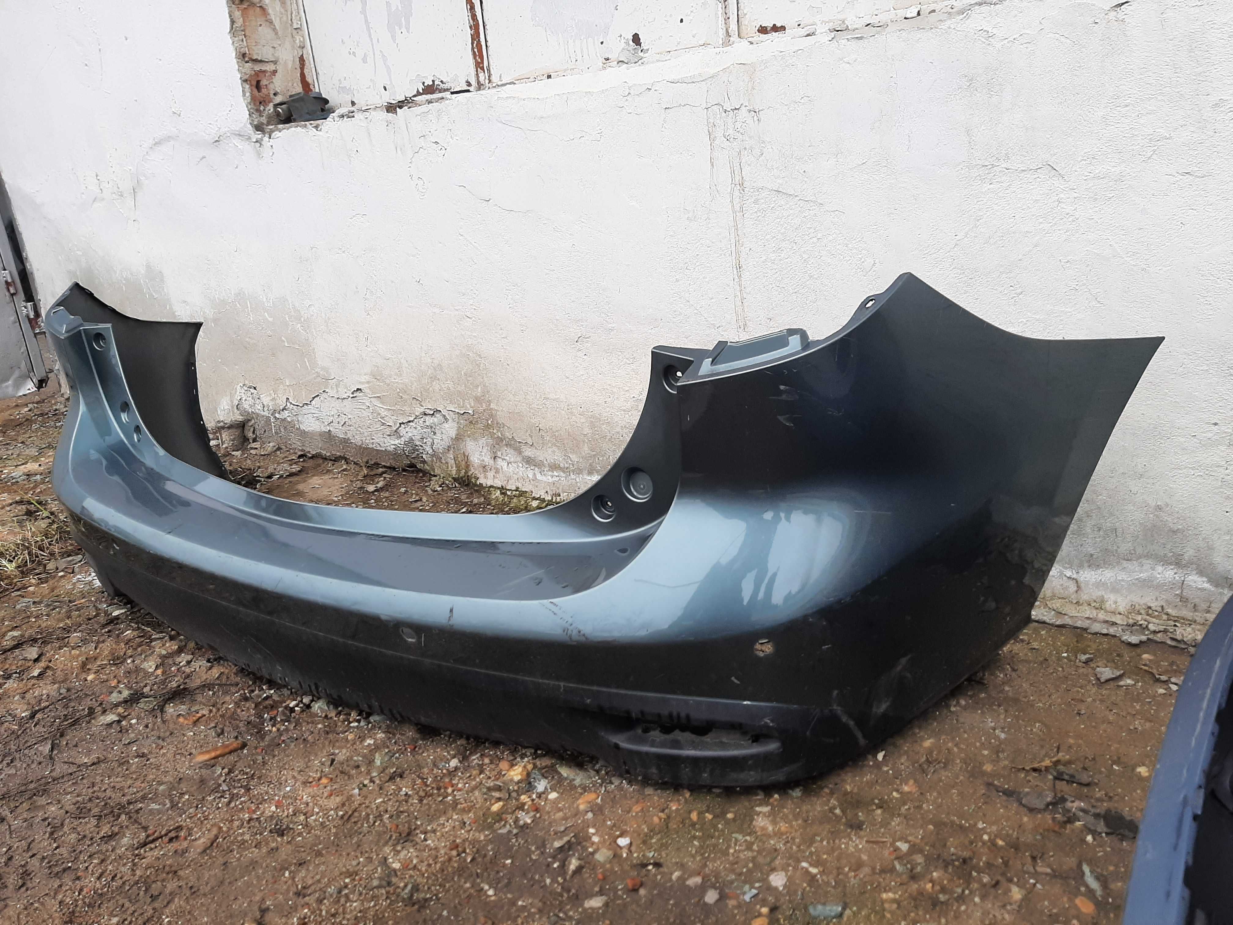 Задна броня за Мазда 5 Mazda 5/2010-2015г 3бр