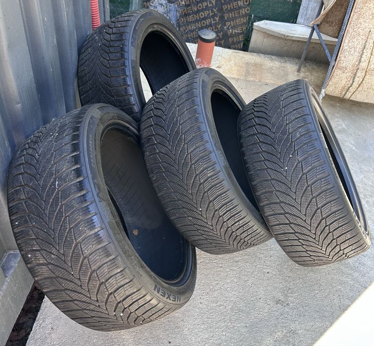 255/40/19 4бр. Nexen Winguard Sport 2 зимни гуми!