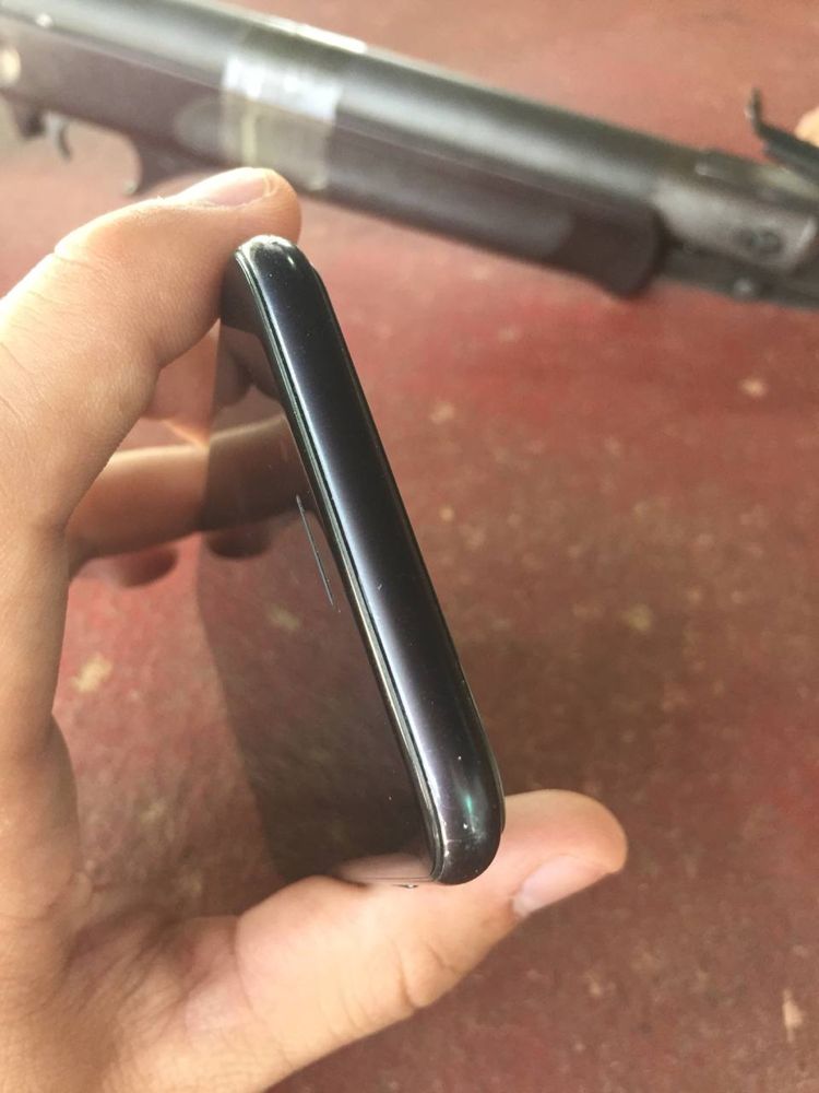 Iphone 7 Ideal  batareyka almashgan uselinniy qoyilgan abmen bo faqat