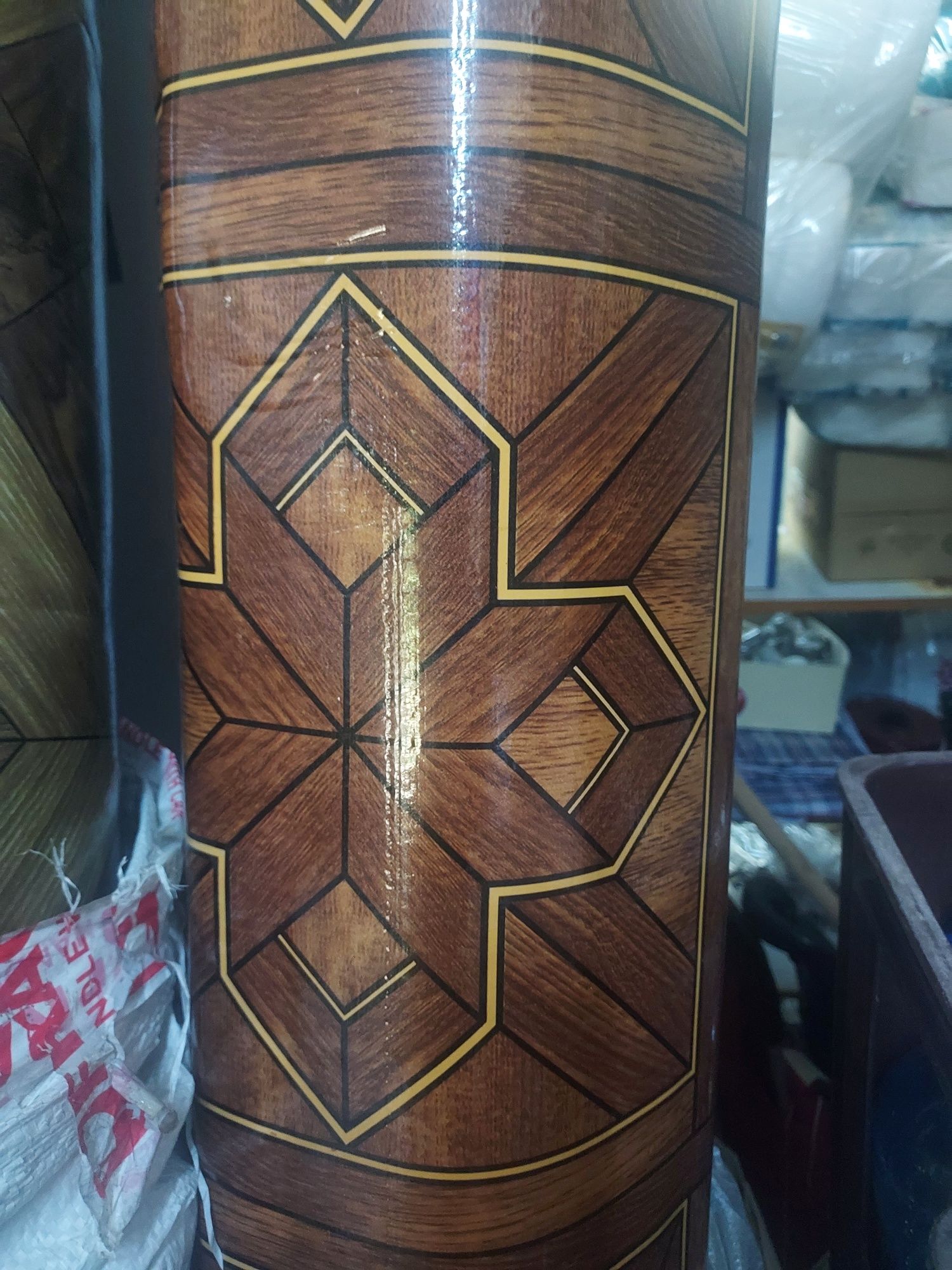 Linoleu  2m lat  40 lei m liniar,
