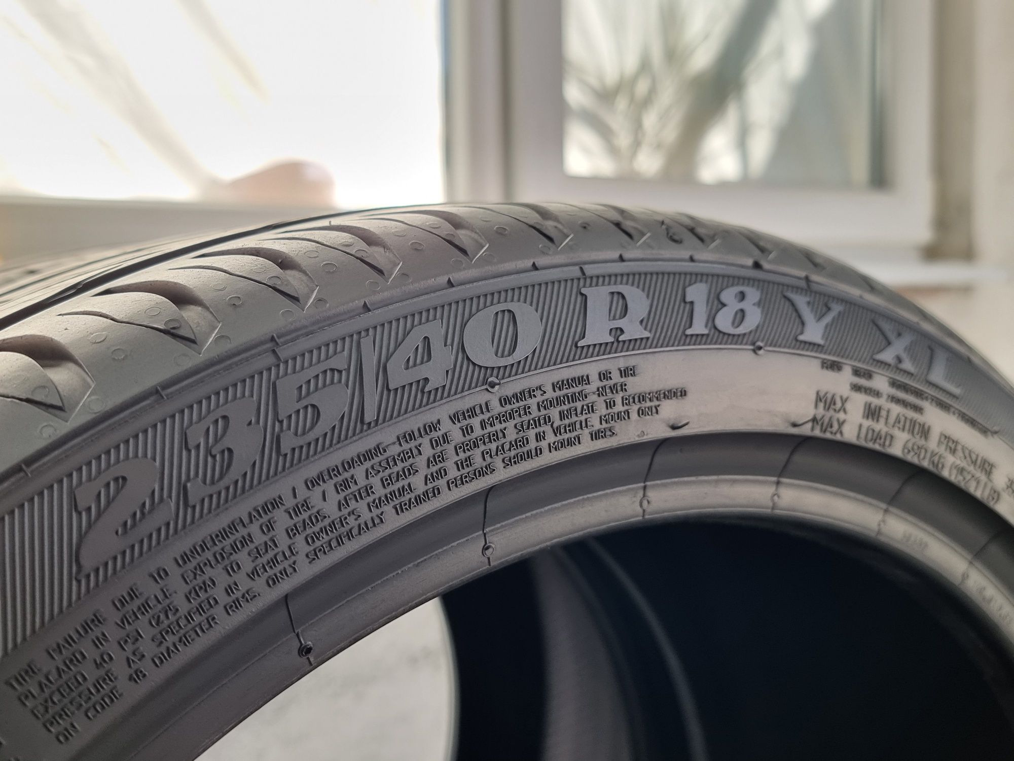 "Dot 22" 235/40/18 Viking 2Броя: 200лв 6мм