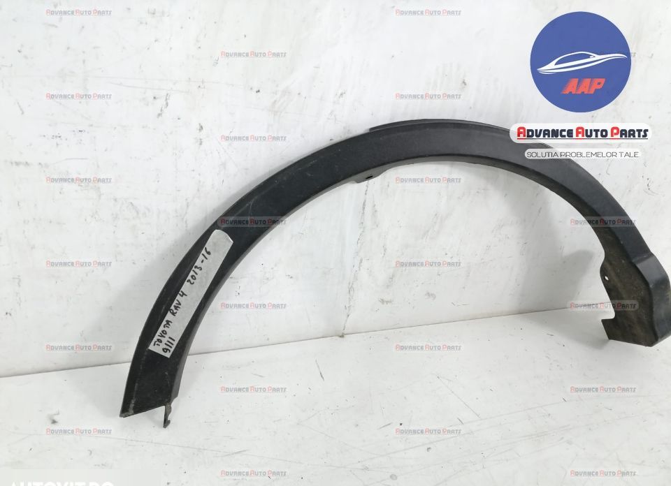 Овърфендер праг за задно дясно крило оригинален Toyota RAV4 / Тойота Р