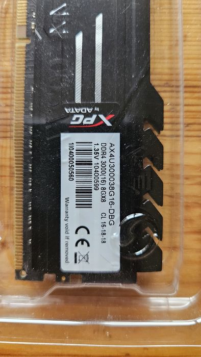 RAM памет DDR4 16GB kit 2x8GB A-DATA XPG GAMMIX D10