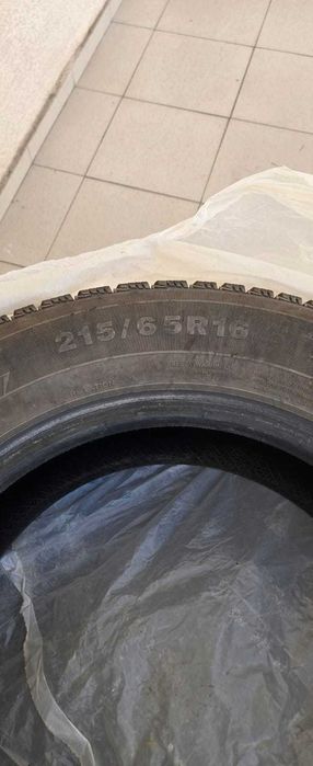 Продам, Шины зимние