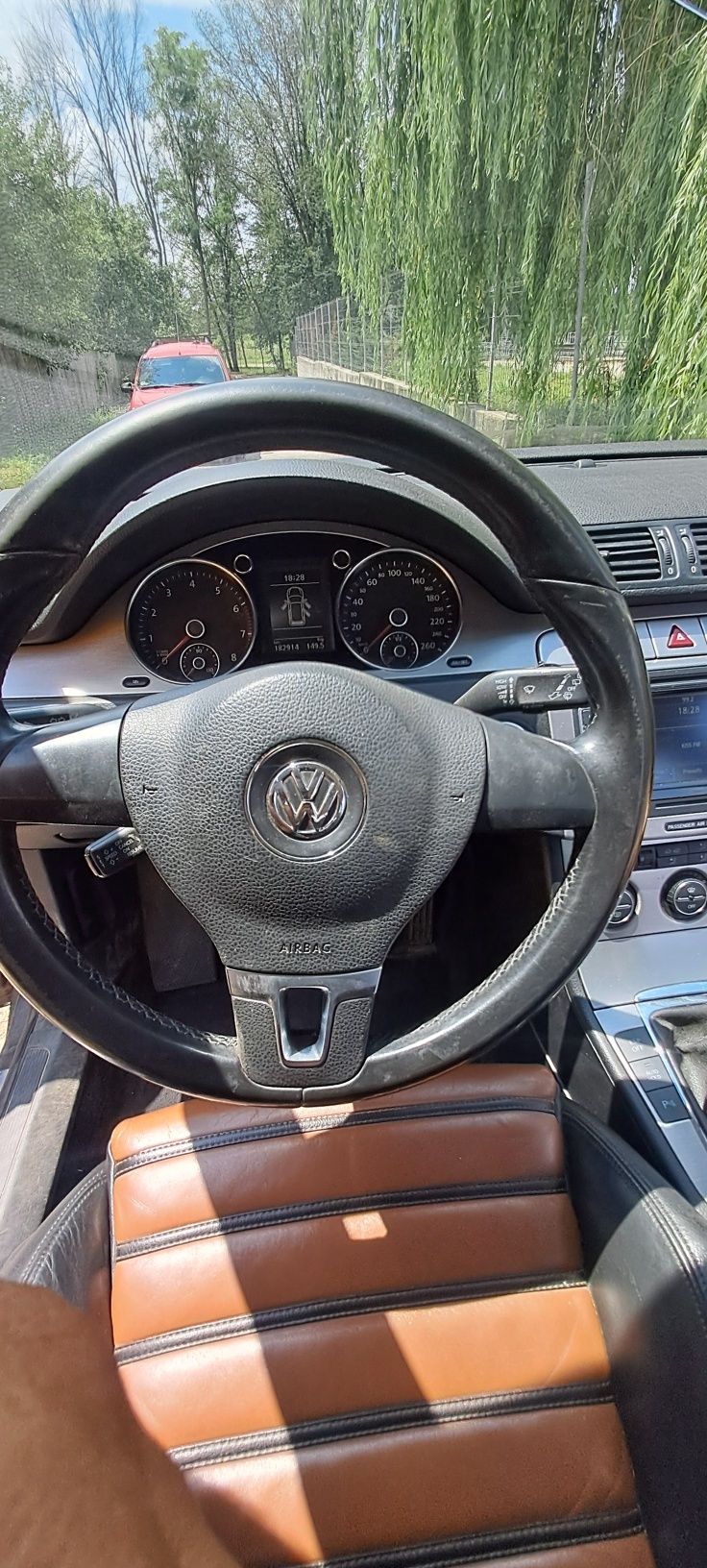 Dezmembrez vw Passat B6 An 2010 motor 2.0 fsi 4x4 cod motor BVX  cu p