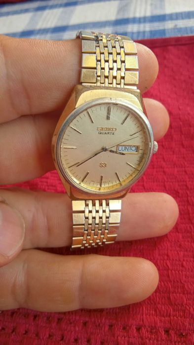 SEIKO Analog Quartz Made in Japan Original