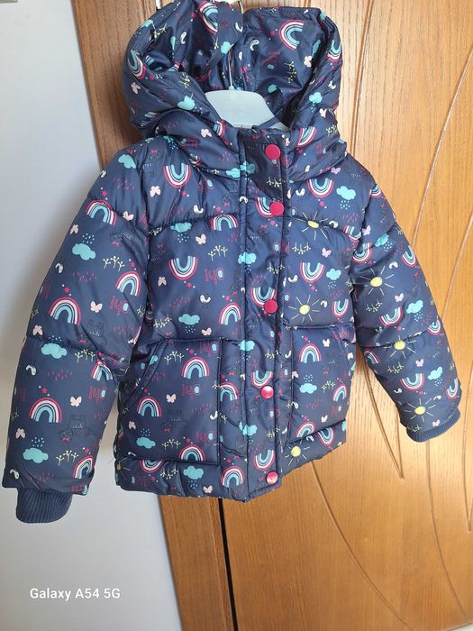 Яке Minoti за момиче