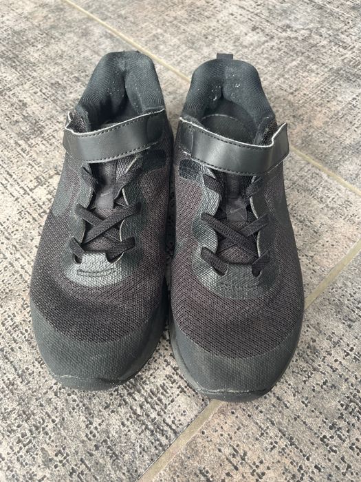 Маратонки Nike р.33.5