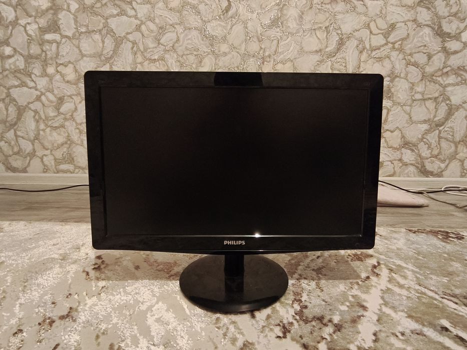 Монитор philips 19, 5